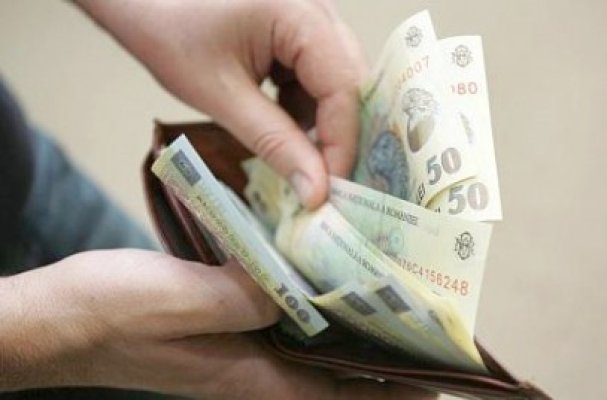 Salariile românilor în 2015, cu 200 de lei mai mari